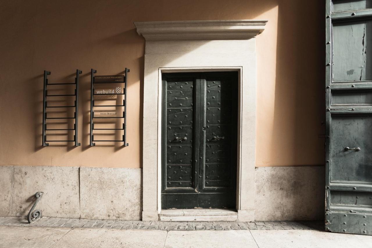 Charming Penthouse In Piazza Venezia With Terrace Apartment Rome Exterior photo